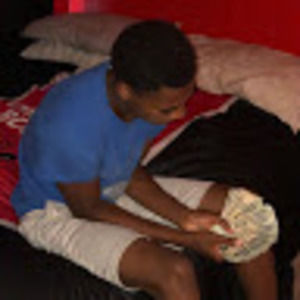 Meet your Posher, Derrick